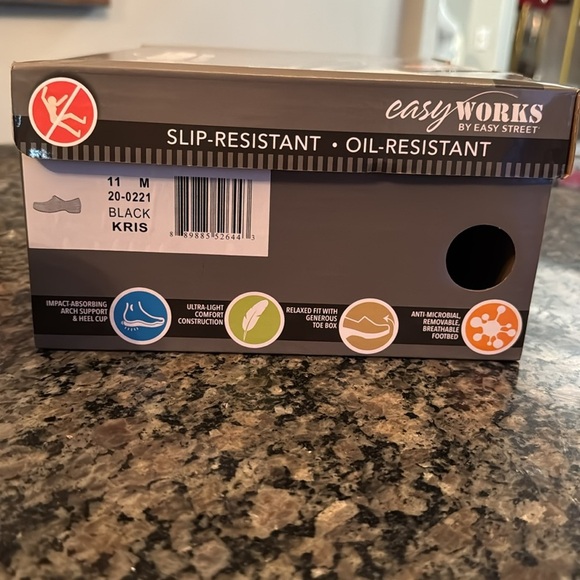 Easy works black Kris women’s slip resistant mules clogs NIB 11 - Picture 10 of 10